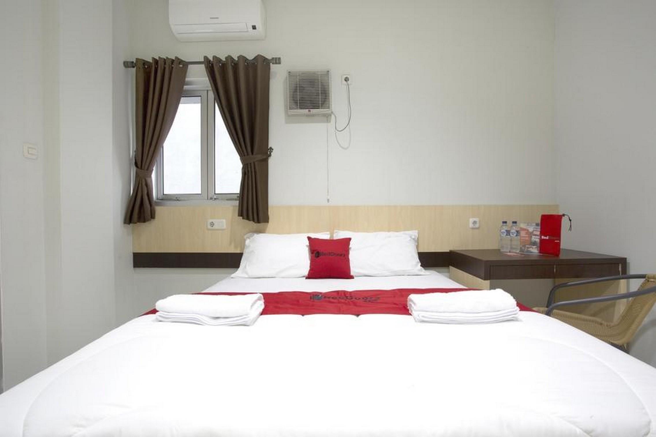 Reddoorz Pelajar Pejuang 3 Hotel